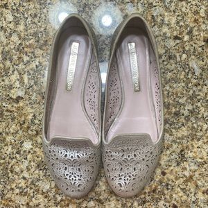 ❤️Size 7.5, Audrey Brooke soft gold loafers, used.